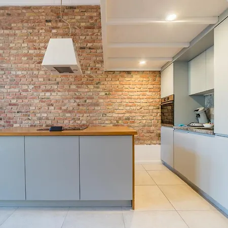 Wilson Park Homely With Mezzanine By Bookinghost * Poznań