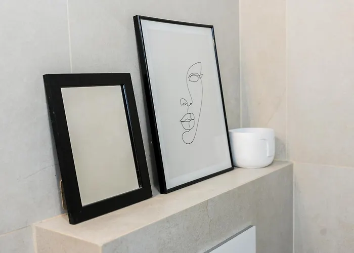 Wilson Park Homely With Mezzanine By Bookinghost Познань