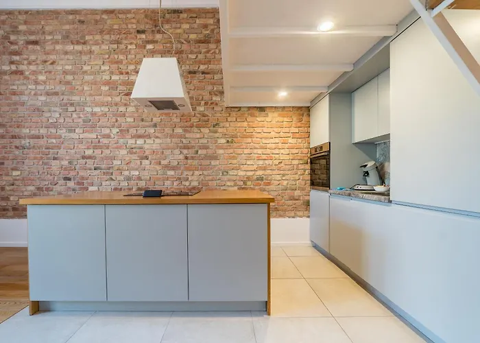 Wilson Park Homely With Mezzanine By Bookinghost * Познань